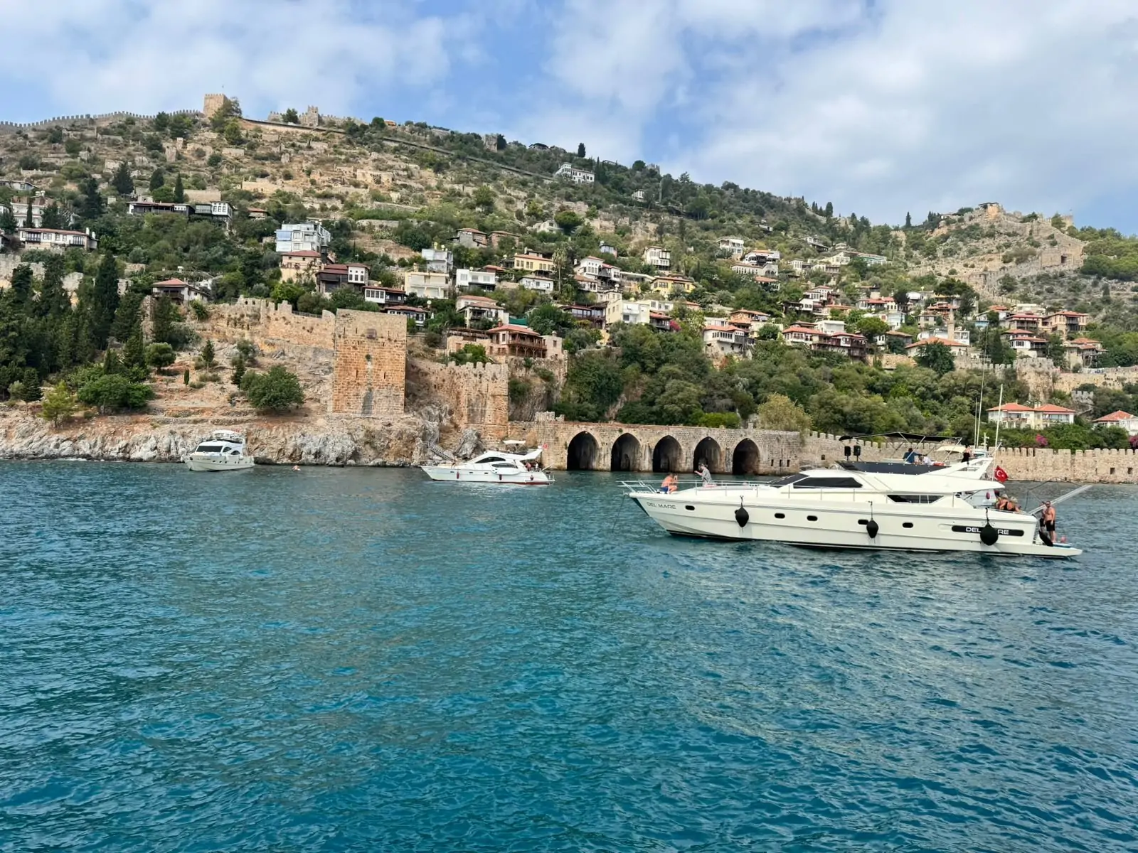 Морская прогулка на пиратской яхте Grand Troy's в Алании