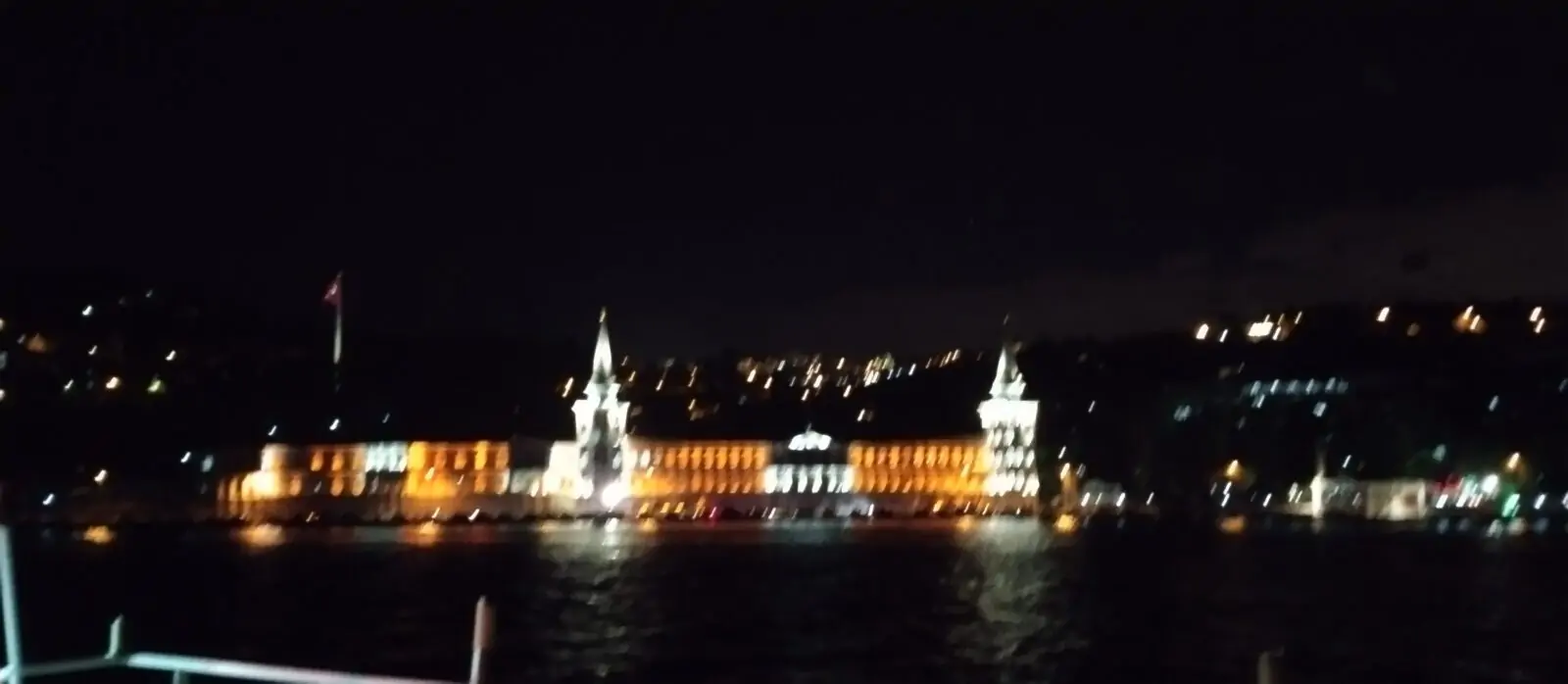 Ужин и Круиз по ночному Босфору в Стамбуле