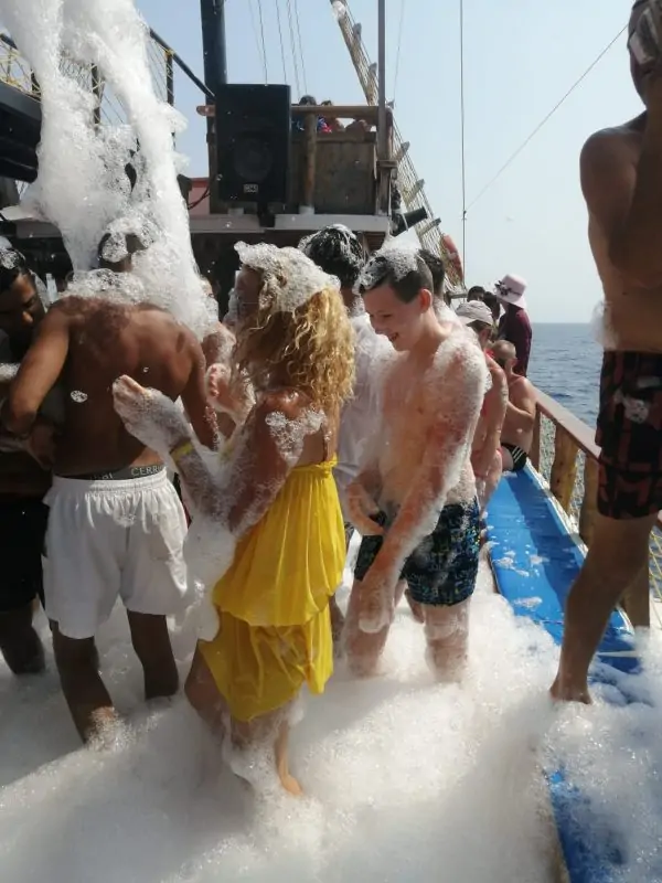 Морская прогулка на пиратском корабле в Сиде