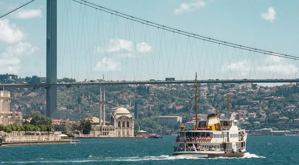 Прогулка по Босфору в Стамбуле