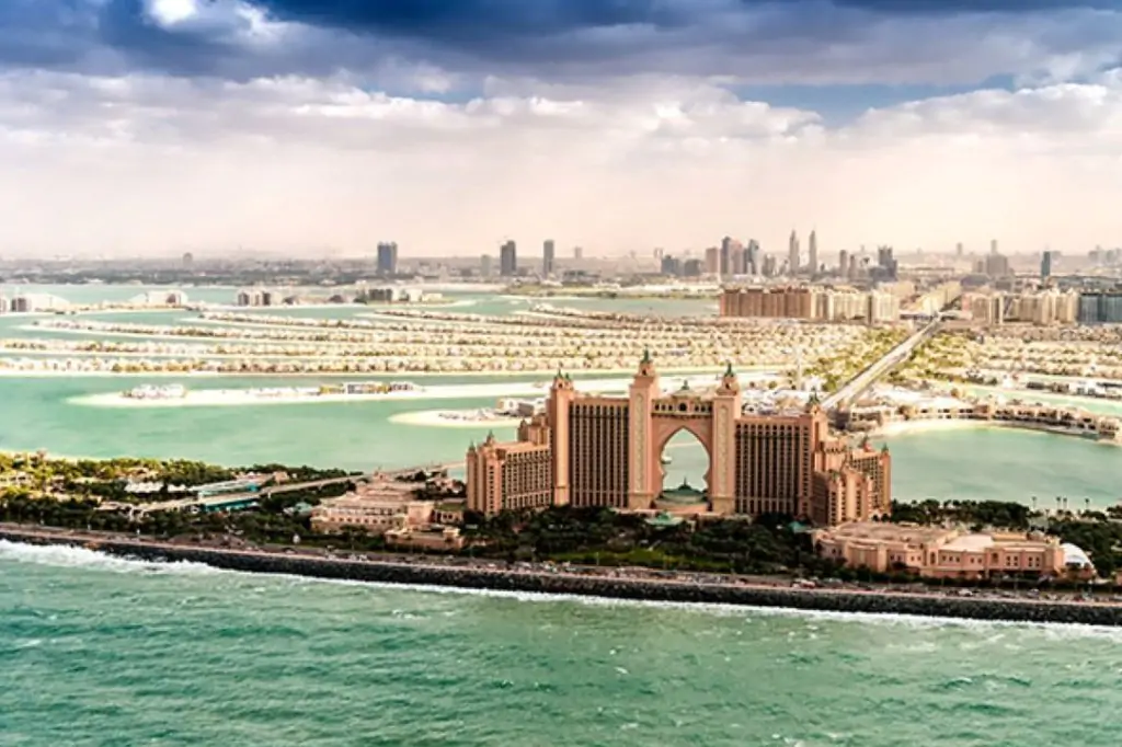 Современный Дубай из Абу-Даби, Рас Аль Хаймы и Фуджейры