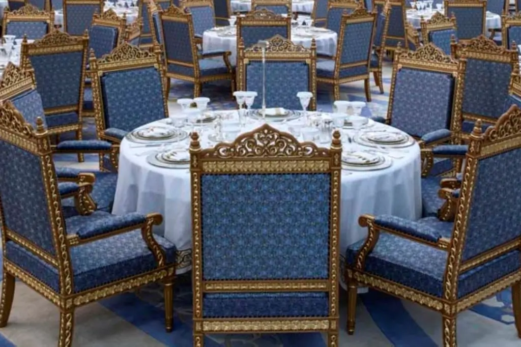 Экскурсия в Абу-Даби с посещением Лувра или Президентского дворца