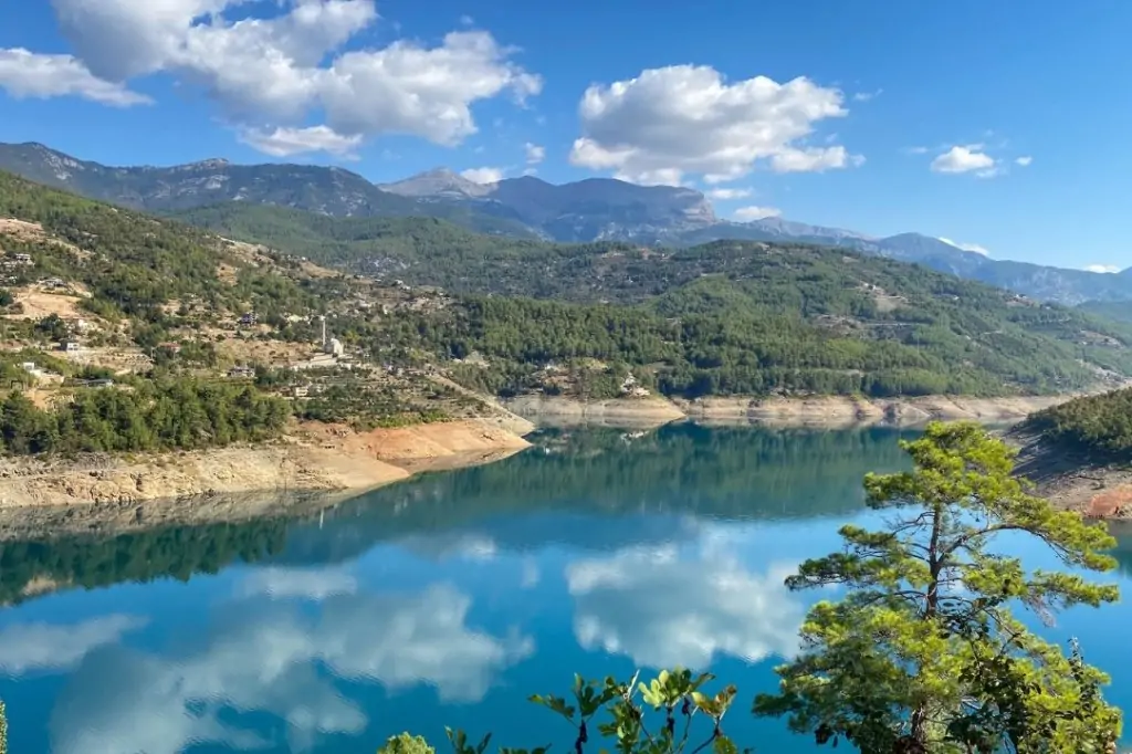 Экскурсия на джипах к водопаду