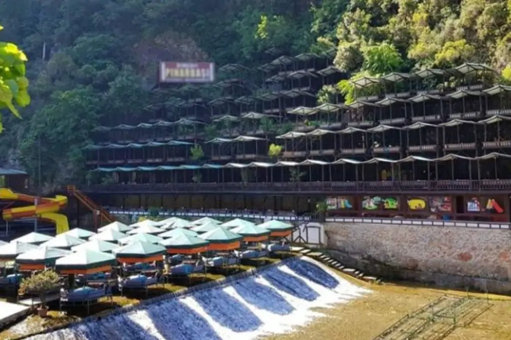 Экскурсия на джипах к водопаду