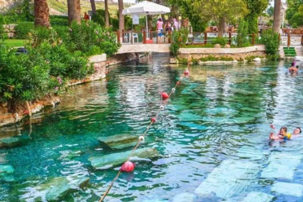 Экскурсия в Памуккале из Анталии