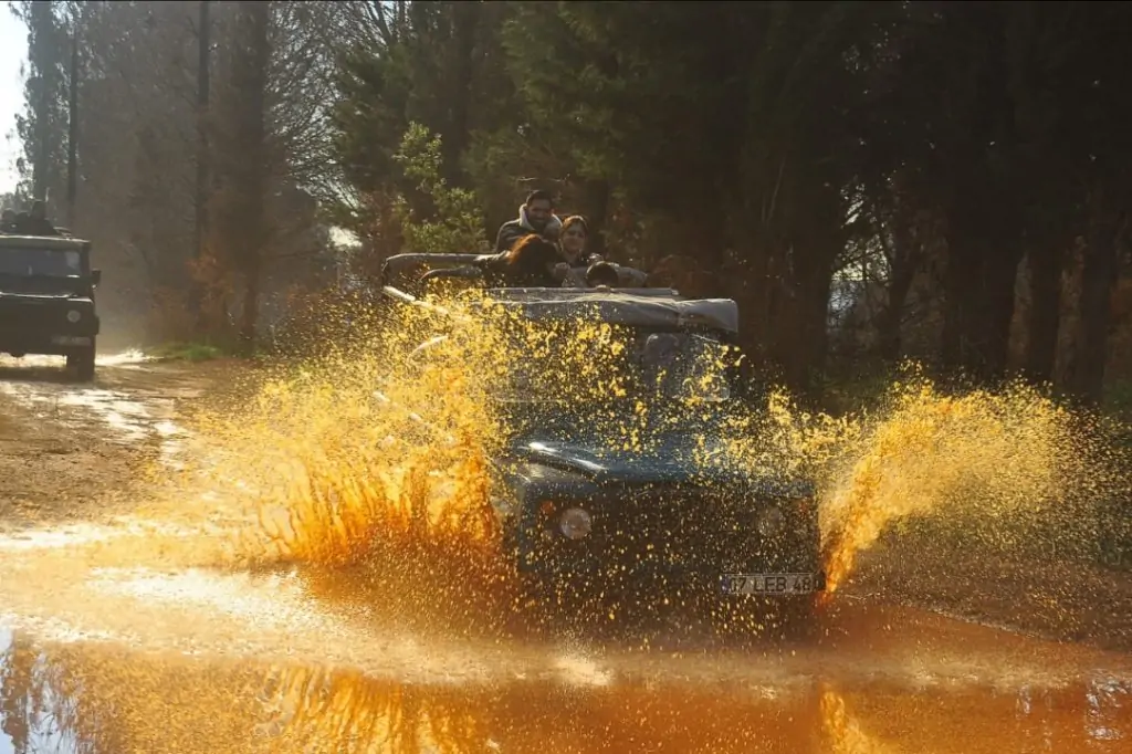 Экскурсия на джипах и корабле из Манавгата