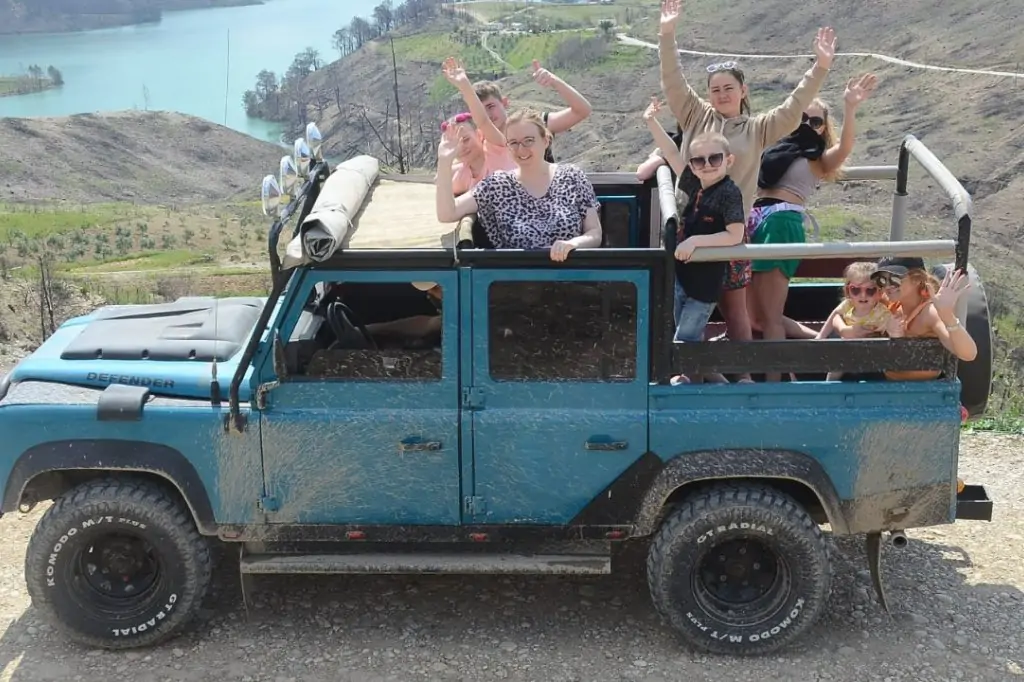 Экскурсия на джипах и корабле из Манавгата