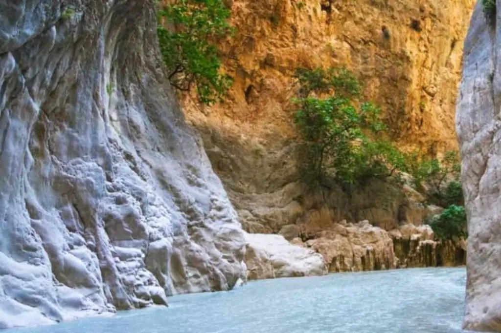 Экскурсия в Саклыкент и Тлос из Олюдениза