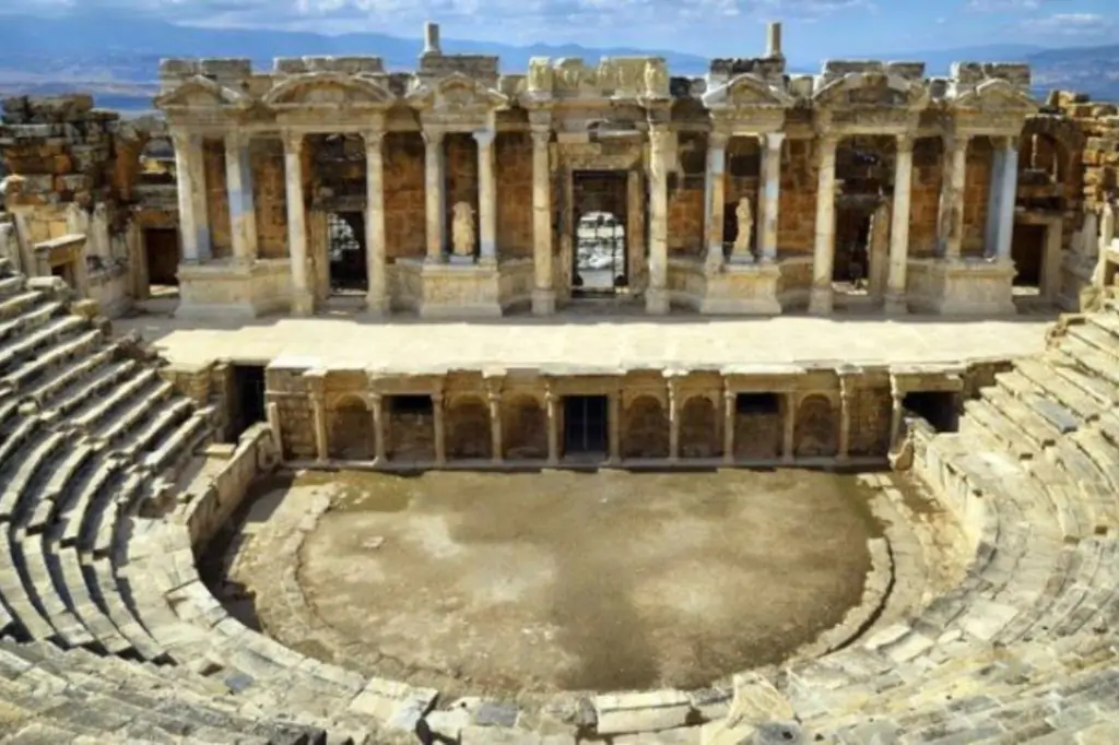 Экскурсия в Памуккале из Олюдениза