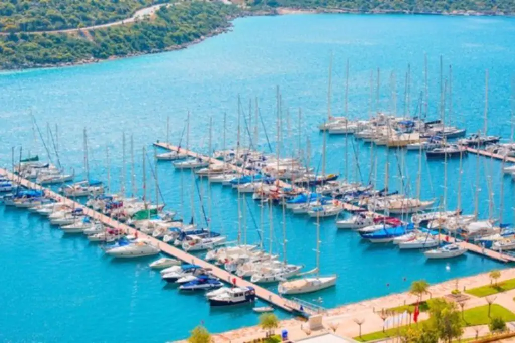 Каш – Калкан и Пляж Капуташ из Олюдениза