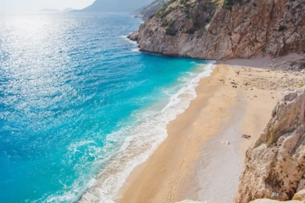 Каш – Калкан и Пляж Капуташ из Олюдениза