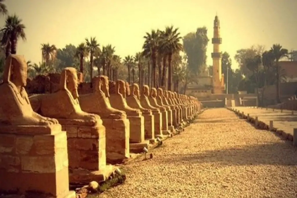 Экскурсия в Новый Луксор из Хургады