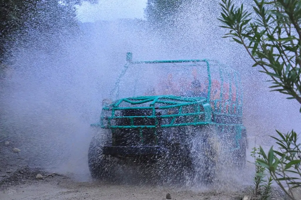 Jeep Safari, Rafting & Monster Truck Tour