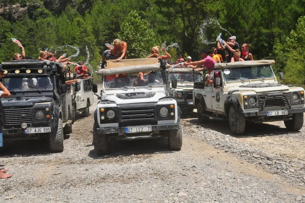 Jeep Safari, Rafting & Monster Truck Tour
