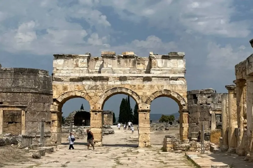 Экскурсия в Памуккале и Иераполис