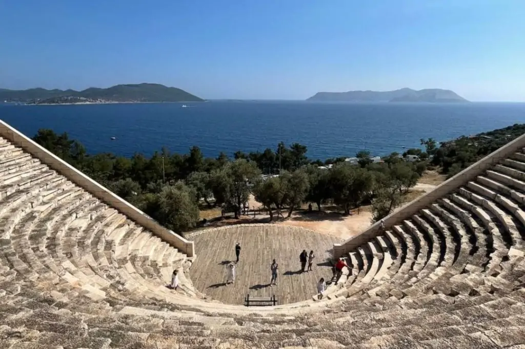 Төмендегі тегін порно фотосуреттерді торрент арқылы жүктеп алыңыз Демалыс Мексикадағы реалити-шоудан порно фотосуреттер