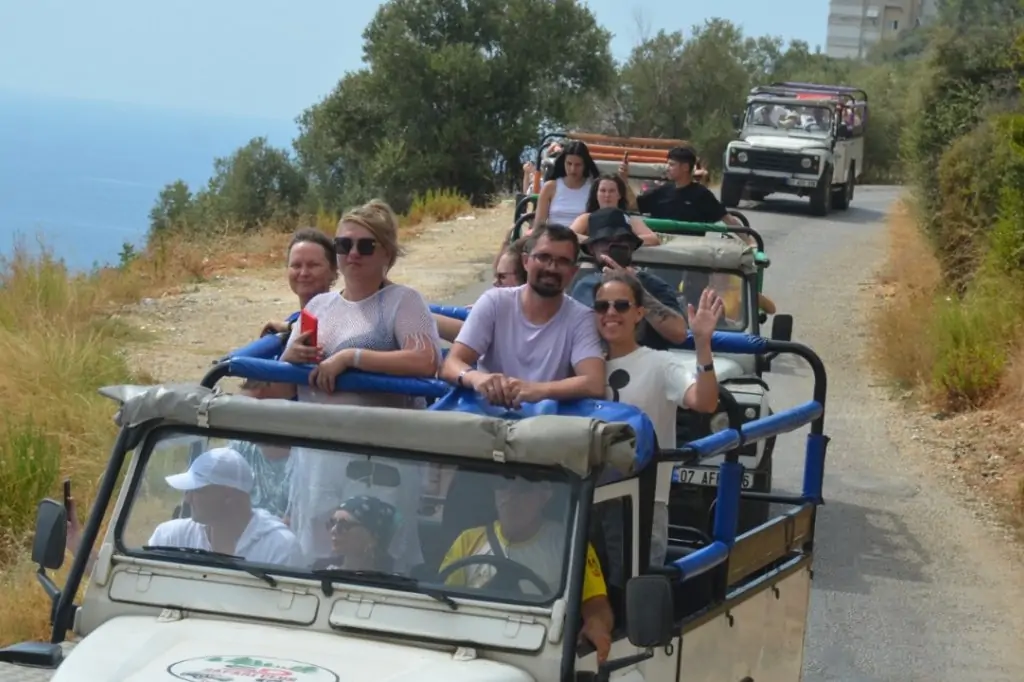 Джип Сафари из Алании