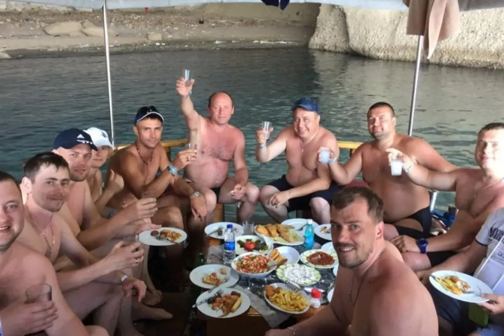 Морская рыбалка из Кемера на лодке «Мечта»