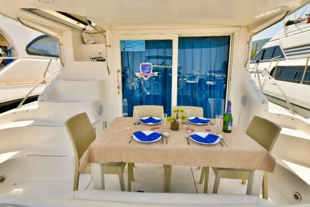 Индивидуальная морская прогулка на яхте «TU NAVY 1»