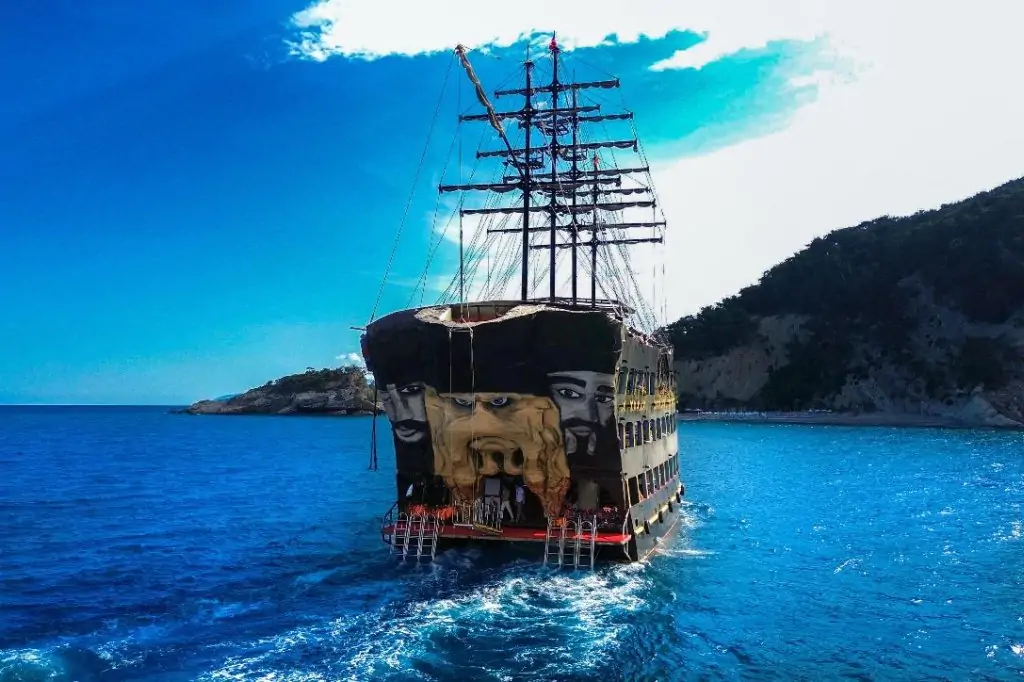 Тур на лодке 