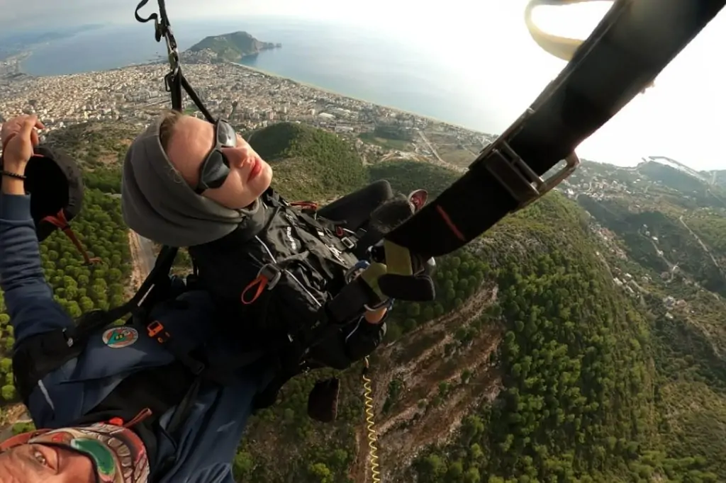 Незабываемый полёт: Параглайдинг в Алании