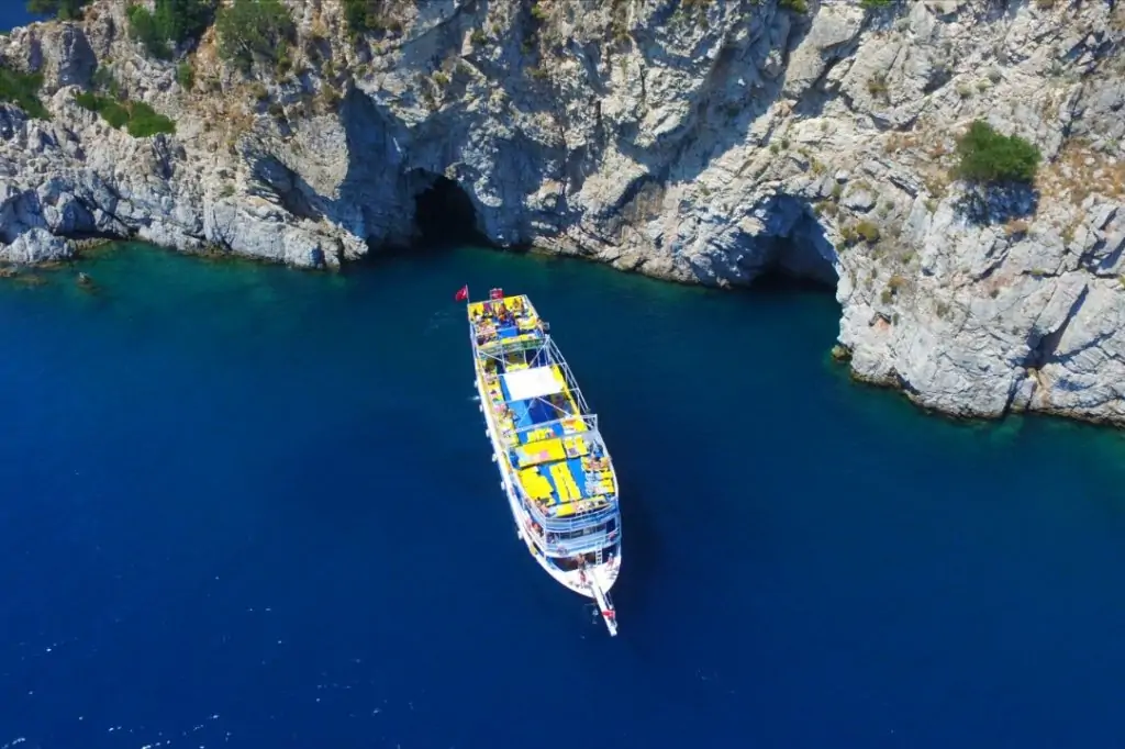 Прогулка на яхте Demir в Мармарисе: Синева Эгейского моря