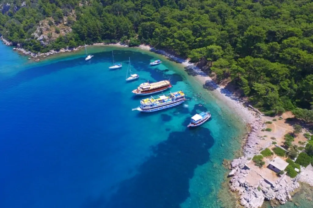 Прогулка на яхте Demir в Мармарисе: Синева Эгейского моря