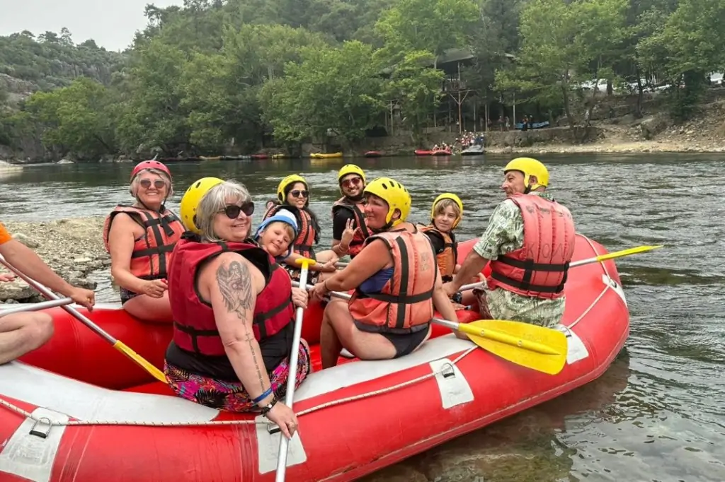 Рафтинг и сафари на квадроциклах