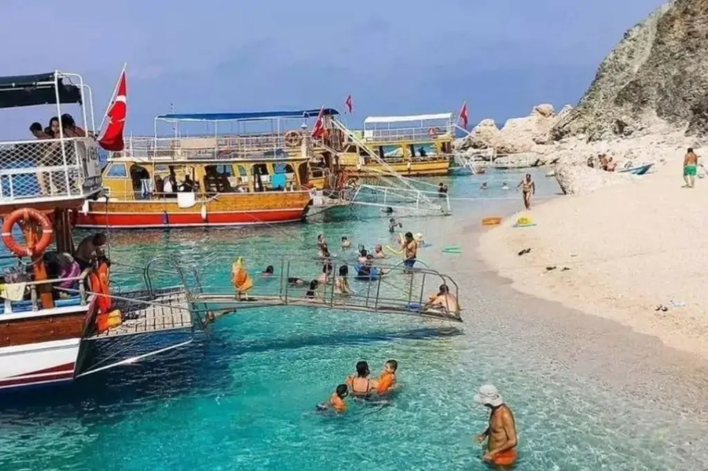 Морская прогулка на яхте Carpediem на остров Сулуада из Алании