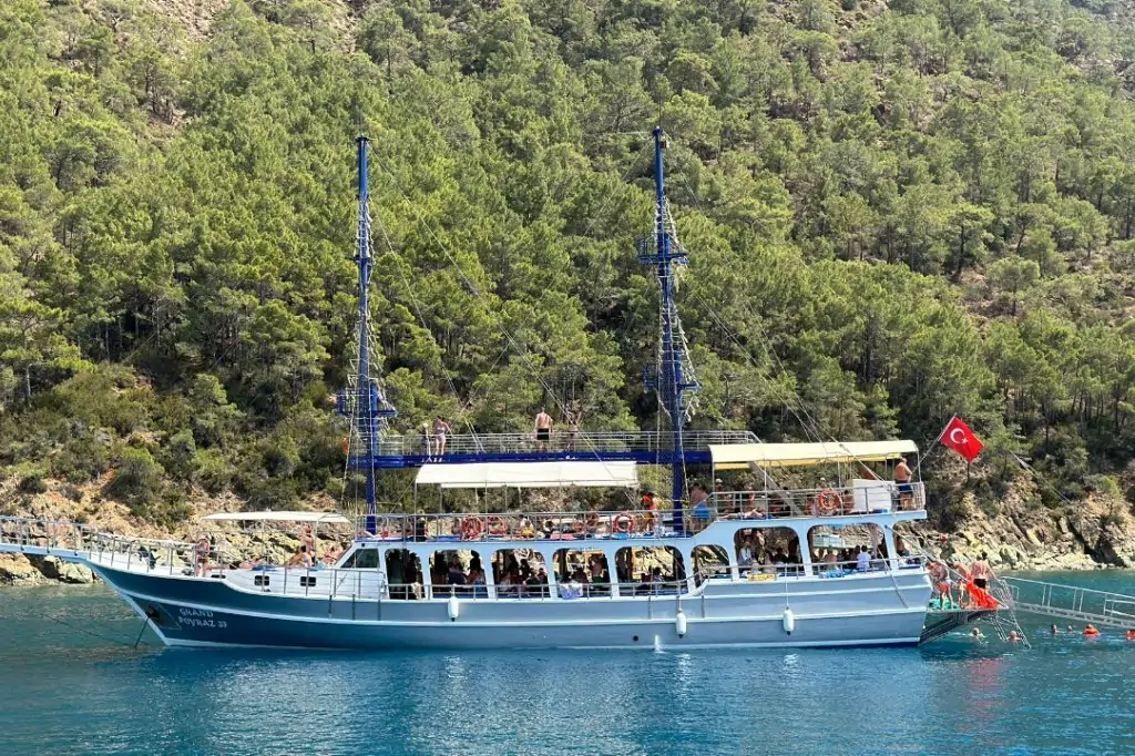 Морская прогулка на яхте Carpediem на остров Сулуада из Сиде/Манавгата