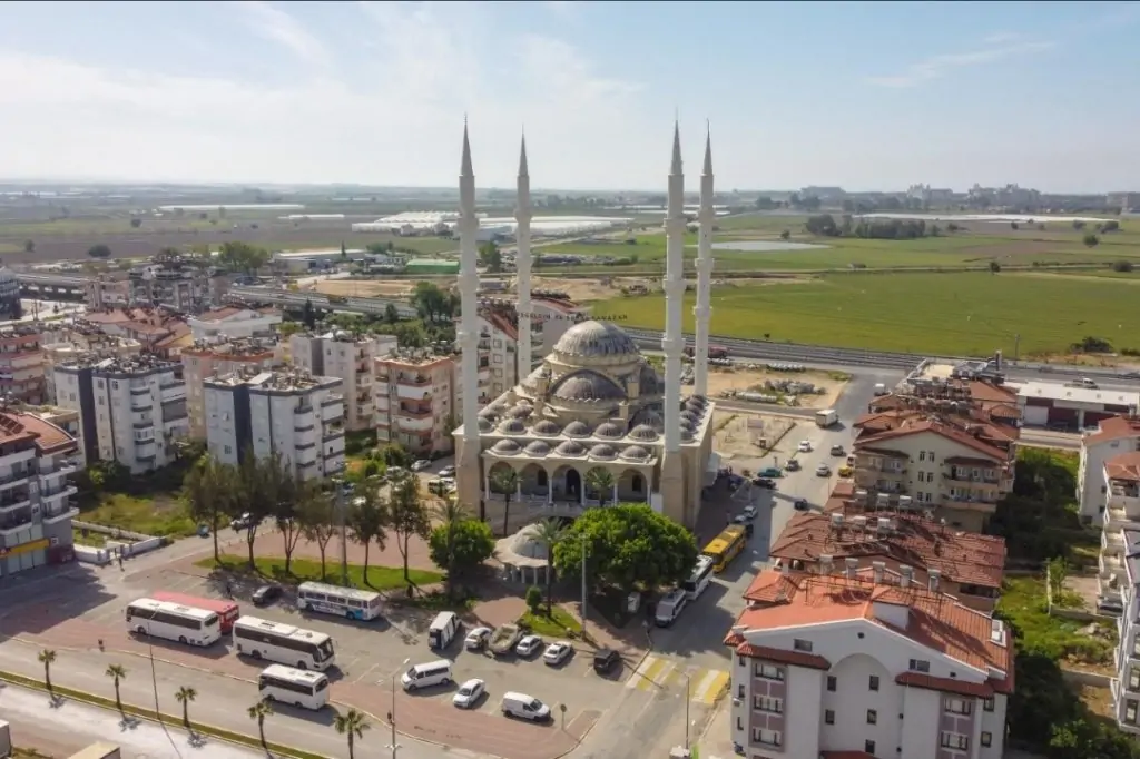 Экскурсия на кабрио: Зелёный каньон, древний город Селевкия и водопад Манавгат