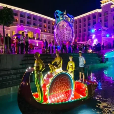 Ночное шоу в парке The Land of Legends из Алании