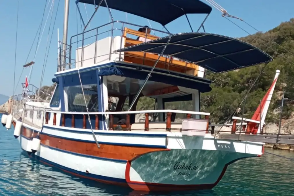 Индивидуальная морская прогулка на яхте Qabak
