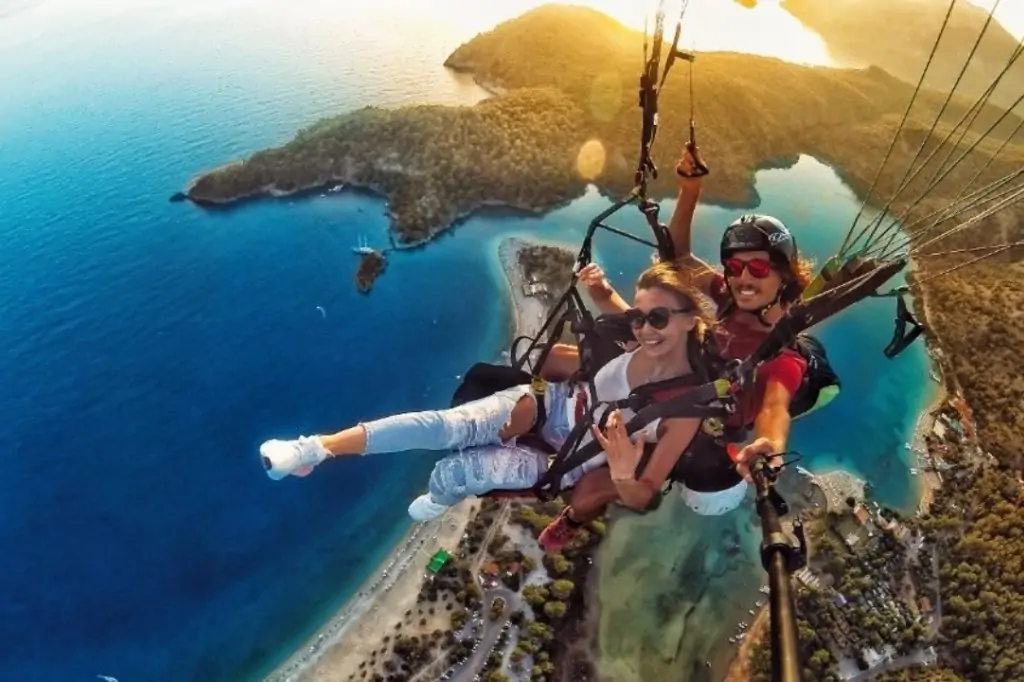 Параглайдинг с горы Бабадаг в Олюдениз