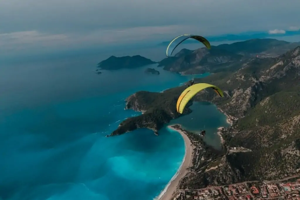 Параглайдинг с горы Бабадаг в Олюдениз