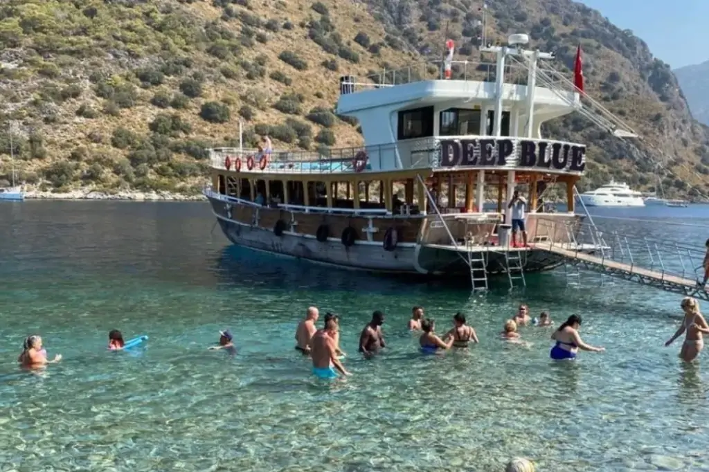 Морская экскурсия по Олюдениз и Долина Бабочек