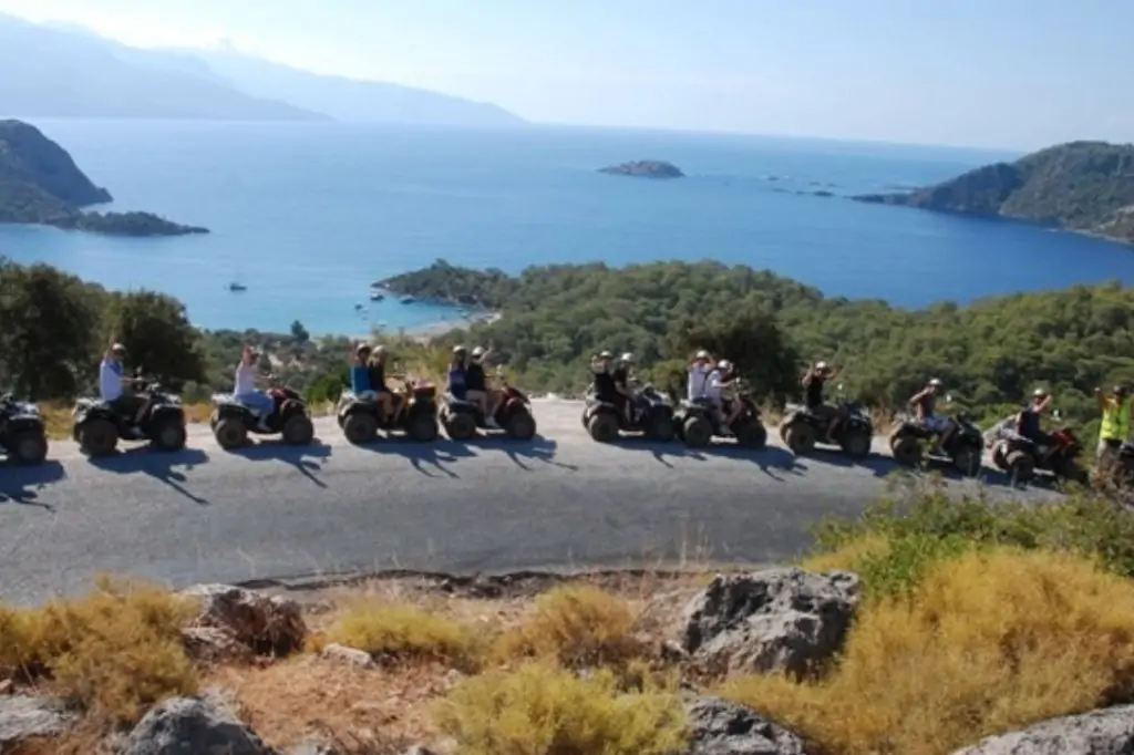 Приключение по тропам: Сафари на квадроциклах в Фетхие