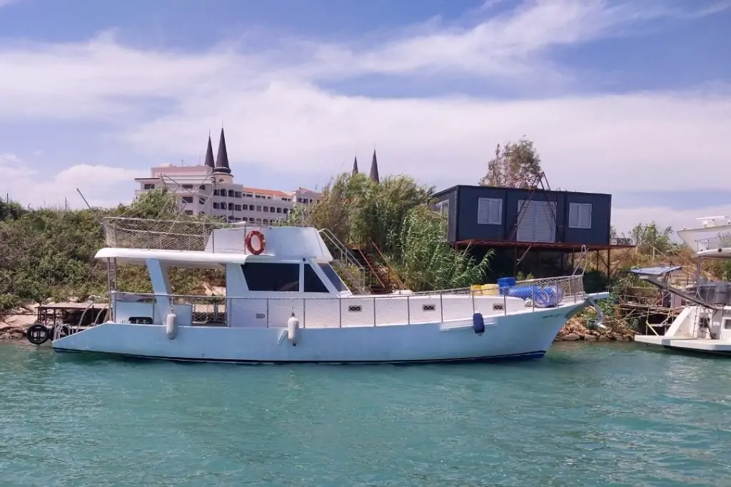 Индивидуальная морская рыбалка на яхте HELGA в Анталии