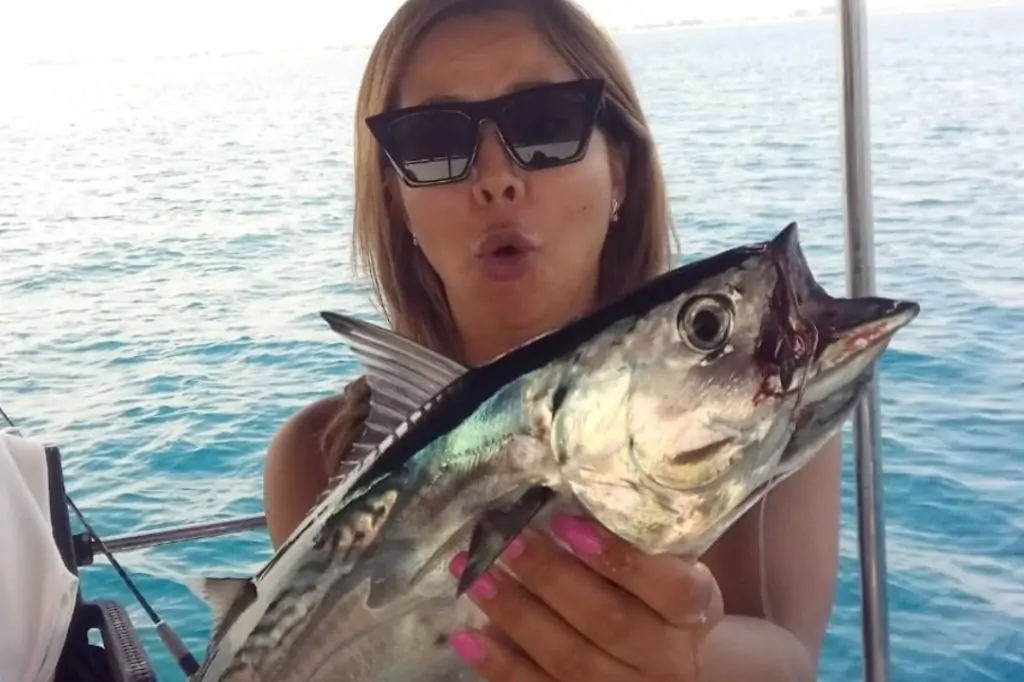 Индивидуальная морская рыбалка на яхте HELGA в Анталии