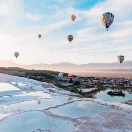 Из Аланьи: Тур по природным чудесам Памуккале и озеру Салда