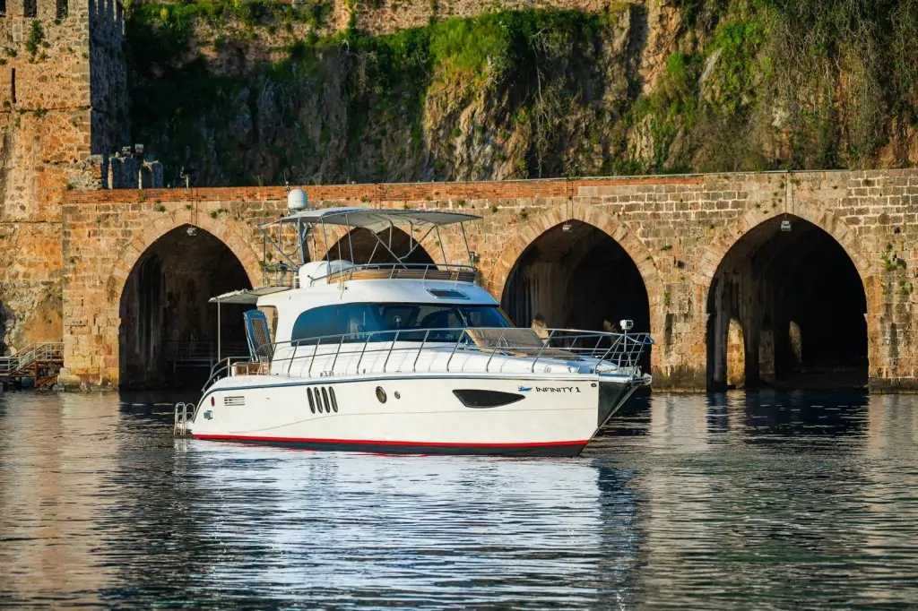 Морской тур на индивидуальной яхте в Аланьи