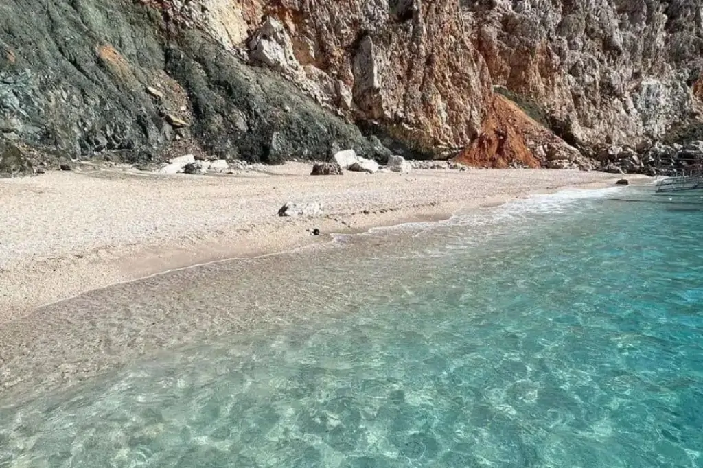 Морская прогулка на яхте Carpediem на остров Сулуада из Анталии