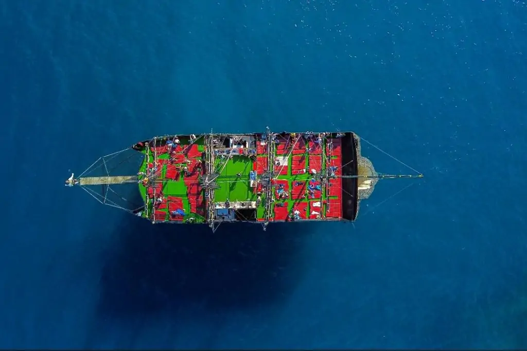 Экскурсия на корабле 