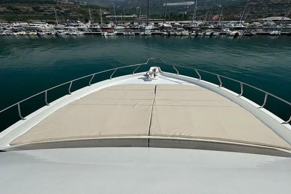 Индивидуальная яхта Elifim