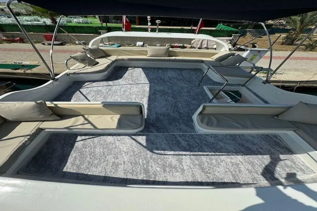 Индивидуальная яхта Elifim