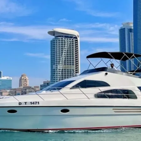 Индивидуальная прогулка на яхте ELITE-4 в Дубаи