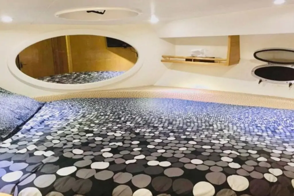 Индивидуальная прогулка на яхте ELITE-4 в Дубаи