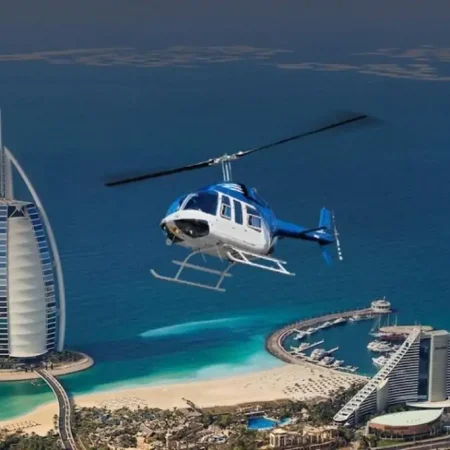 Полёт на вертолёте над Дубаем (12 / 17 / 22 / 30 минут)