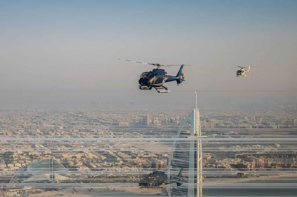 Индивидуальный полёт на вертолёте над Дубаем