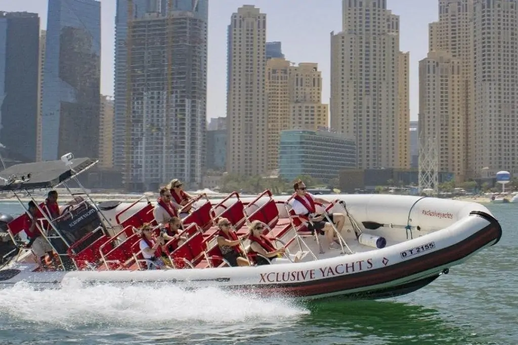 Обзорный тур на лодке в Дубаи